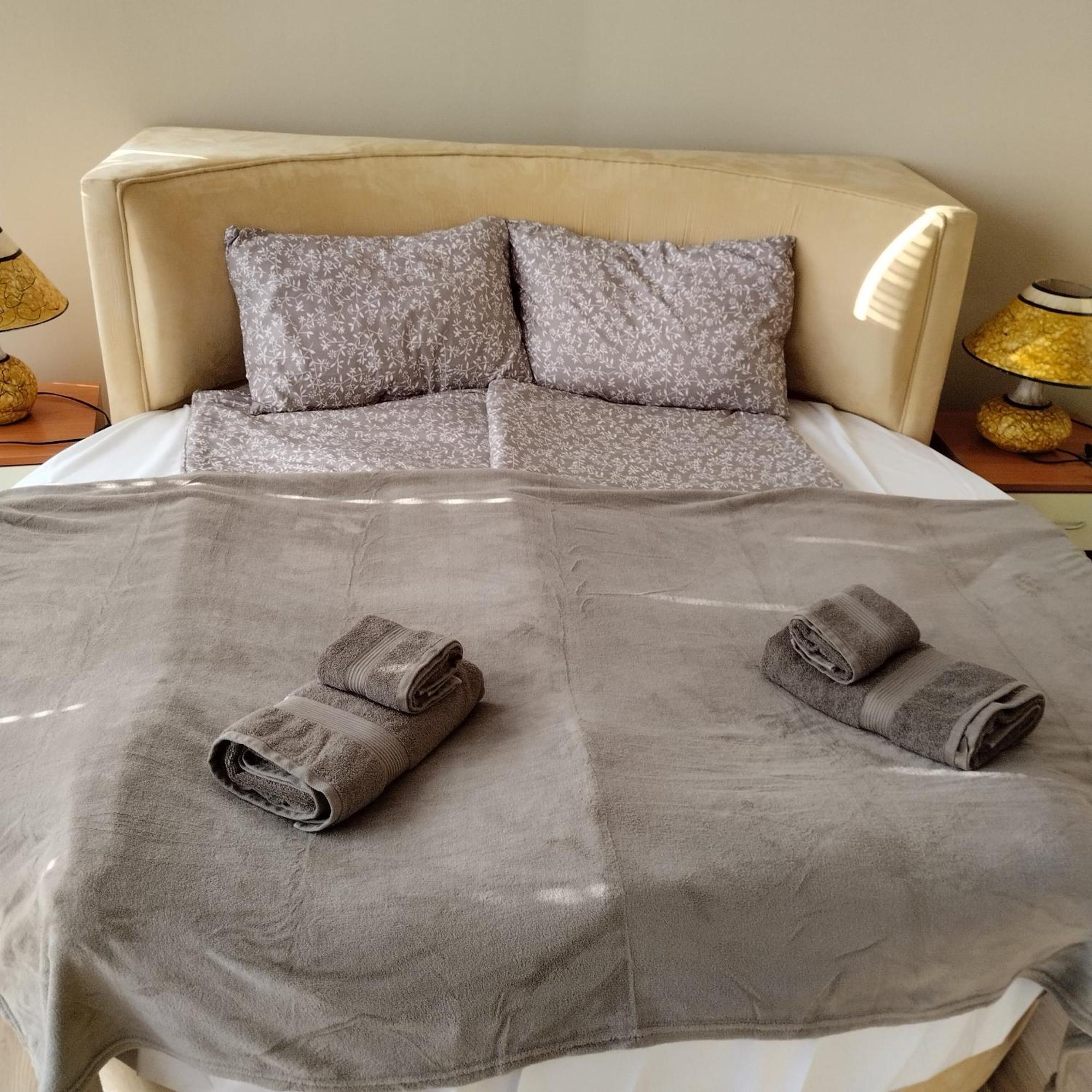 Sa Services Private Apartments, Eagle Rock Complex Beli Iskar Zewnętrze zdjęcie