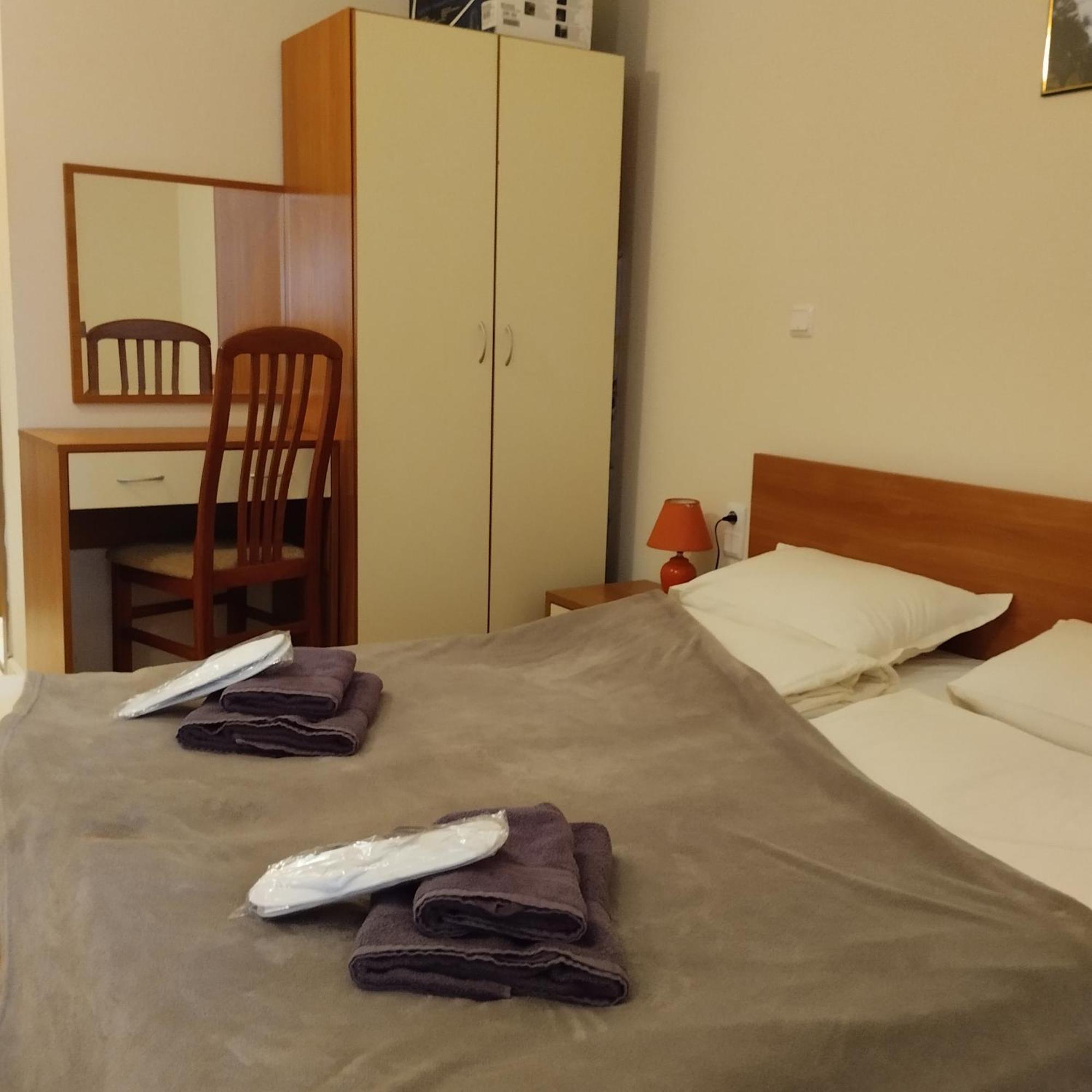Sa Services Private Apartments, Eagle Rock Complex Beli Iskar Zewnętrze zdjęcie
